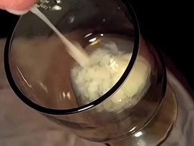 亚洲小鲜肉多次射精在杯子里 3 hot gay porn solo