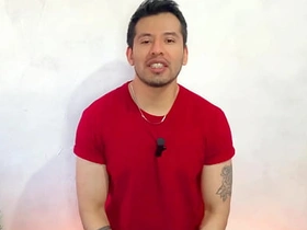 牧场大叔用大鸡巴灌满小牛仔的屁眼 牧场嘉年华性爱实录 gay porn gifs hot