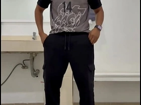 游泳课前撸管实录 chinese huge gay porn