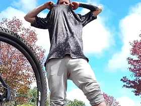 骑单车让我鸡儿梆硬 hd asian gay sex videos