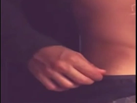 趁室友派对喝醉回来第一次摸他鸡巴 chinese gay porn amateur