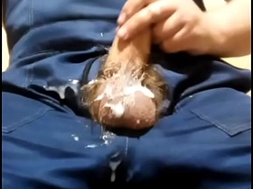 俄罗斯建筑工久未见新娘 射精声响亮精液量惊人！ porn singapore gay