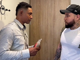 黑人邻居用大鸡巴操我屁眼 gay porn bear japanese