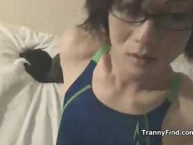 亚洲变装人打飞机 gay chinese men twerking porn