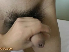 英俊瘦削男孩被绑手淫 asian sm gay porn