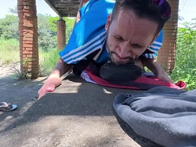 公园野战3个里约猛男给小伙灌满浓精 gay porn chinese muscle bottom