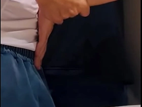 几杯黄汤下肚后 我尝了好奇直男的大屌 asian gay romantic porn