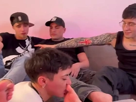 巴西佬与阿根廷人的淫乱趴 - FREE japanese gay porn reddit