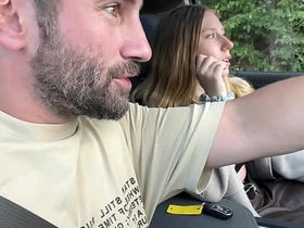 我们在路上捡了个可爱的小鲜肉，和女友一起操了他 dark skin gay chinese porn