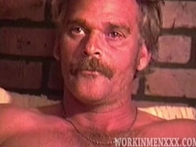 熟男韦恩打飞机 hot muscled gay porn
