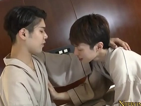 亚裔给同性小受口交 gay chinese handsome porn