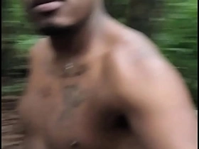 黑人在公园快活 gay porn japanese force