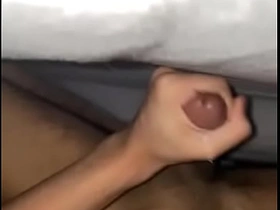 亚裔小骚货揉搓发情的鸡巴 gay chinese wedgie porn