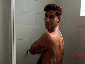 从流浪汉到床伴：史上最火热的租房协议！ korean blowjob gay porn