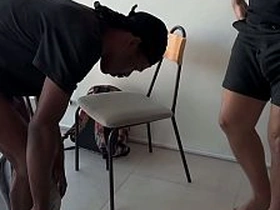 客户来询价结果被黑屌捅爆还吃了两发浓精 asian gay new sex videos resently added