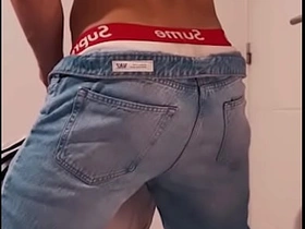 披萨送货员在我公寓门口操我 我给了他额外小费 gay asian daddy porn