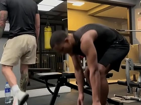 让健身搭档给我嗦了个爽 gay asian hypno porn