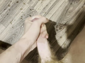 超大量射精！浓精爆射 瘦猴硬核自慰 4K 60帧第一视角 asian gay vr porn