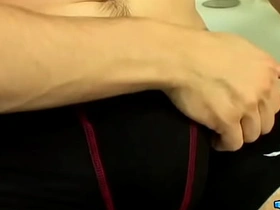 UndieTwinks: Bryce Corbin洗澡时硬到流水还猛撸 japanese gay porn solo jerk off 2016