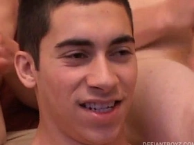 年轻三人组互吃精液 japan gay porn hd