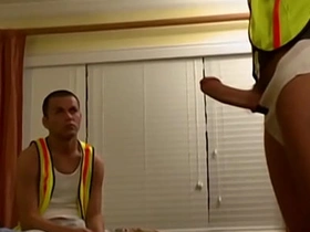 老爹性档案: 菜鸟Felix Andrews的紧穴吞下Richie Sabatini和Andrew Justice的肥屌 watch korean gay porn