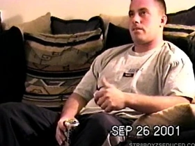 直男贾斯汀打飞机射精 singapore hunk gay porn