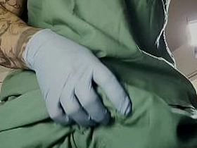 火辣护士Jakipz撩拨你 用他鼓胀的大屌挑逗你 独家预告 japanese gay porn orgy