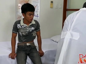 看诊时被无套中出的亚裔少年 asian gay public sex videos