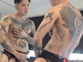 YOSHIKAWASAKIXXX - 义雄玩弄奶头并打飞机 fuck chinese gay porn