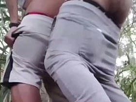 在隐秘公园小径上被爆菊 gay chinese porn livecam