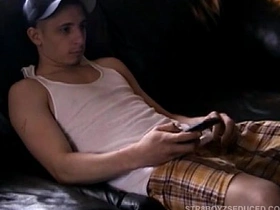 直男科瑞享受深喉服务 sex hot porn gay