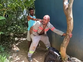 工地黑哥溜出来让停车场管理员爆菊 gay chinese porn gangbang