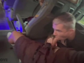 公交车上陌生人的口活和酒店里的爆浆 gay porn chinese monster cock