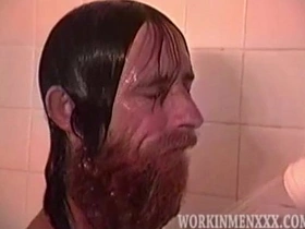 熟男谢尔顿打飞机 china bear gay porn