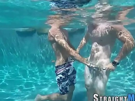 直男亚裔骑鸡巴 asian teen gay boy porn