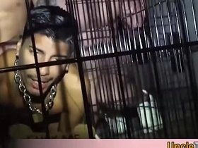 性感拉丁小鲜肉阿波罗被羞辱粗暴群操无套内射 asian hostel boys gay sex videos