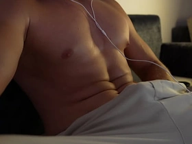 夜间放松按摩肉棒最终爆射 homemade asian gay porn