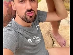 户外互嗦大屌的性感老爹们 japan gay porn xxx