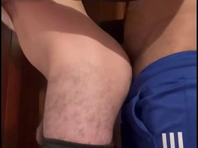 在老板儿子房间里偷偷操他 chinese gay nut porn