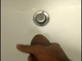 亚洲少年打飞机射精 pretty asian gay porn