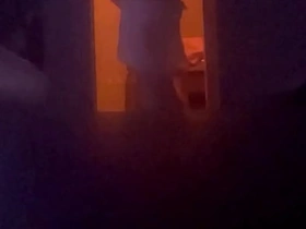 监控拍下瘦弱少年被发情继父弄醒 快速激烈的一顿操作：打屁股、口交、踩踏、坐脸 taiwan gay sauna porn