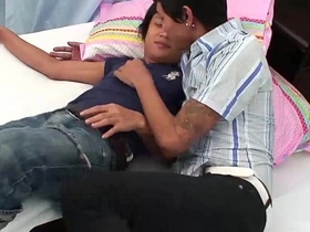 亚裔高尔夫与Poi撒尿无套 chinese gay teacher porn