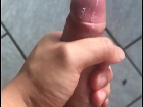 亚洲人激烈射精 japanese fitting room gay porn