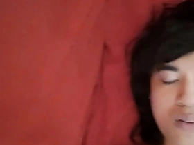 业余男同视频里苗条光滑瘦仔撸性感鸡巴的脸腹肚脐眼嘴皮肤多角度 gay asia muscle porn