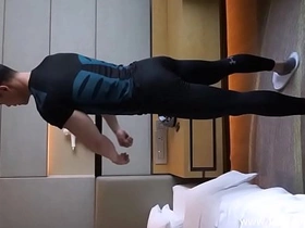 亚洲肌肉猛男脱光光 trans gay porn chinese