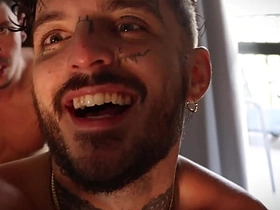 摄影师和BLEWVY疯狂激烈性交 两个变态啥都玩直到射爆！完整版32分钟在RED asian office gay porn