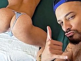 我的职业就是灌满穿内裤的骚屁眼让受们爽翻天 asian gay old sex videos