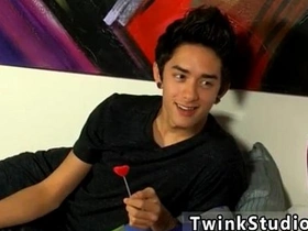 亚洲手机男同色情片与老男人干嫩男 亚历克斯·托德 sex videos asian gay hot